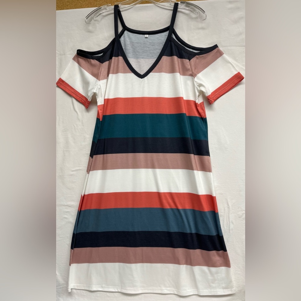 Multi-Stripe Cold Shoulder V-Neck T-Shirt Dress
Great for travel, resortwear